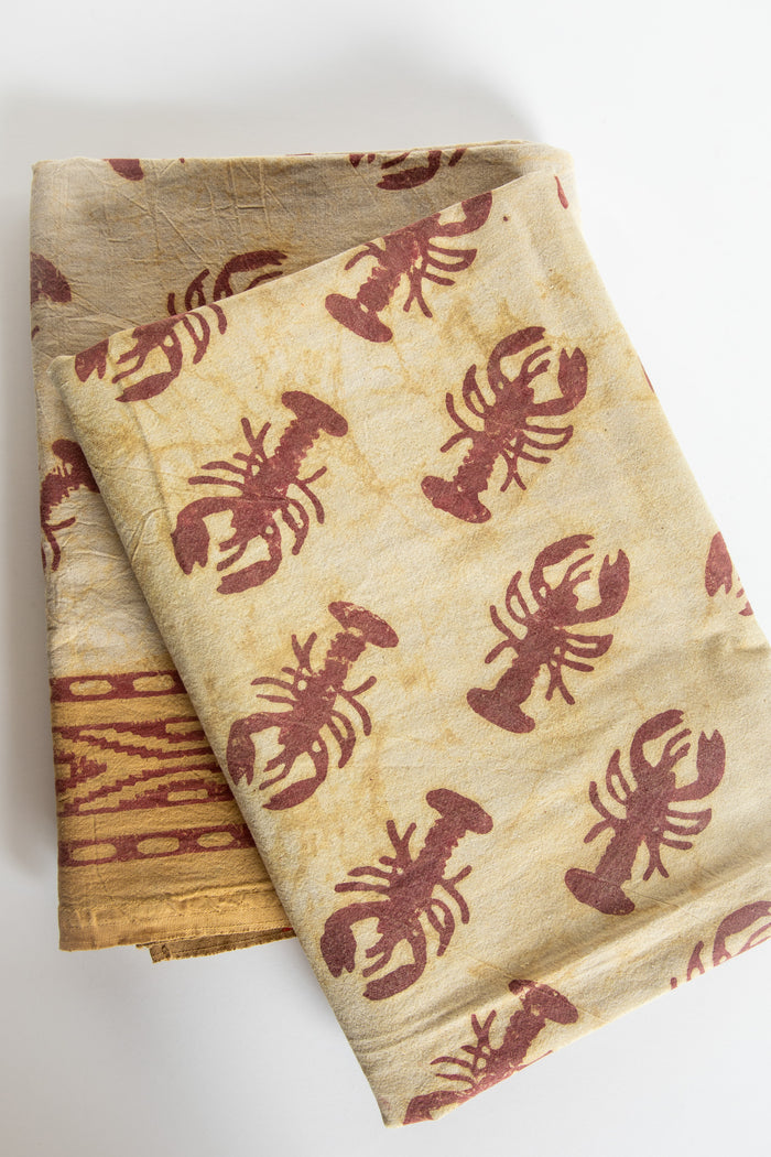 Block print lobster tapestry in red