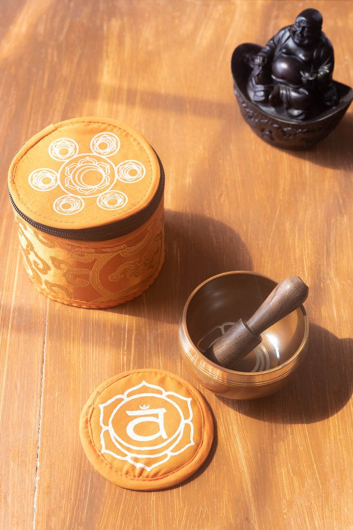 Chakra Singing Bowl With Silk Case in Sacral - Orange