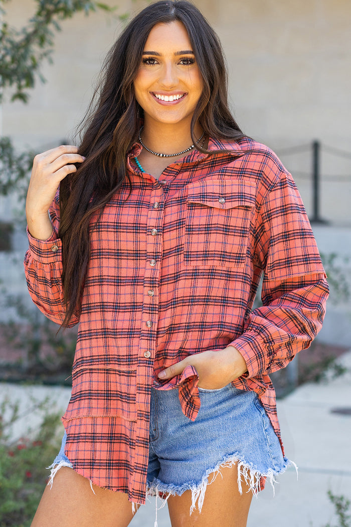 Chemise rouge à carreaux, manches longues, fente latérale, ourlet en détresse-A WOMAN WE LOVE
