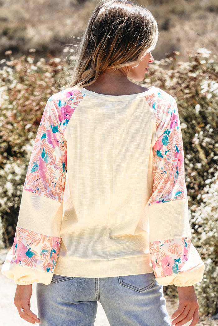Chemisier à manches ballon en patchwork floral texturé abricot-A WOMAN WE LOVE
