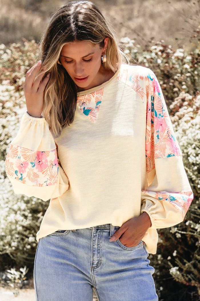 Chemisier à manches ballon en patchwork floral texturé abricot-A WOMAN WE LOVE
