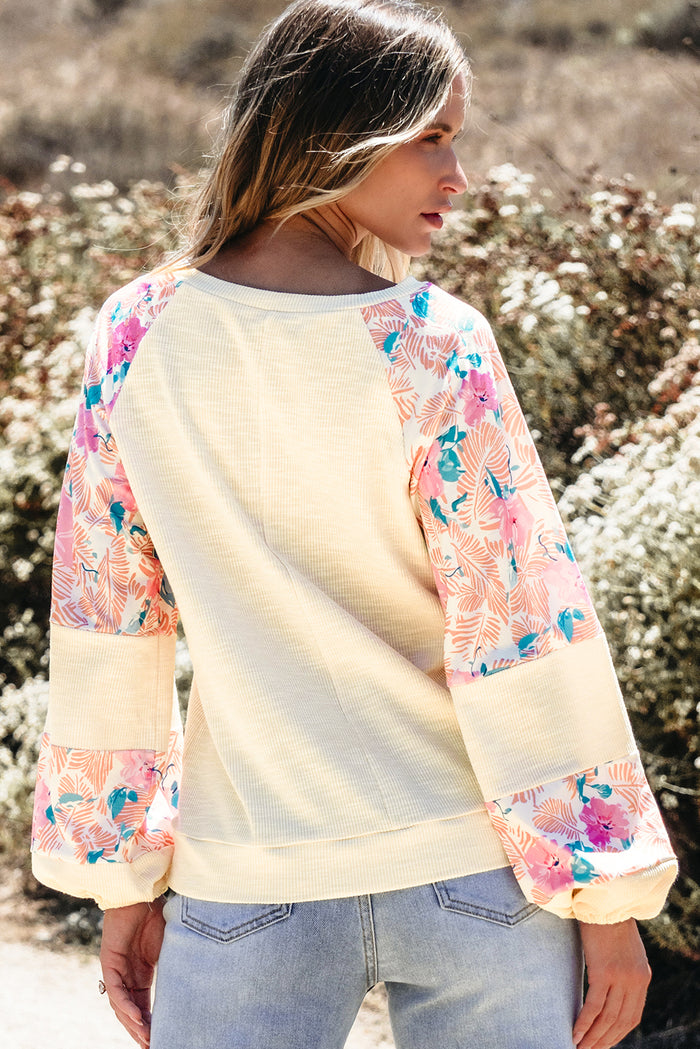 Chemisier à manches ballon en patchwork floral texturé abricot-A WOMAN WE LOVE