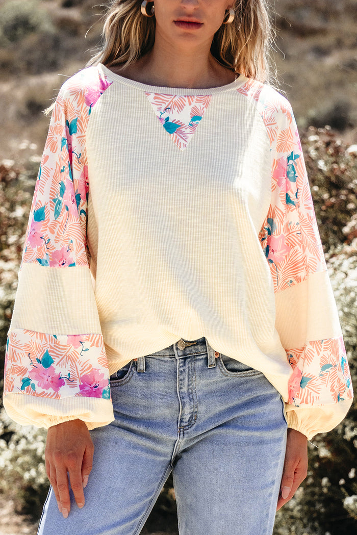 Chemisier à manches ballon en patchwork floral texturé abricot-A WOMAN WE LOVE