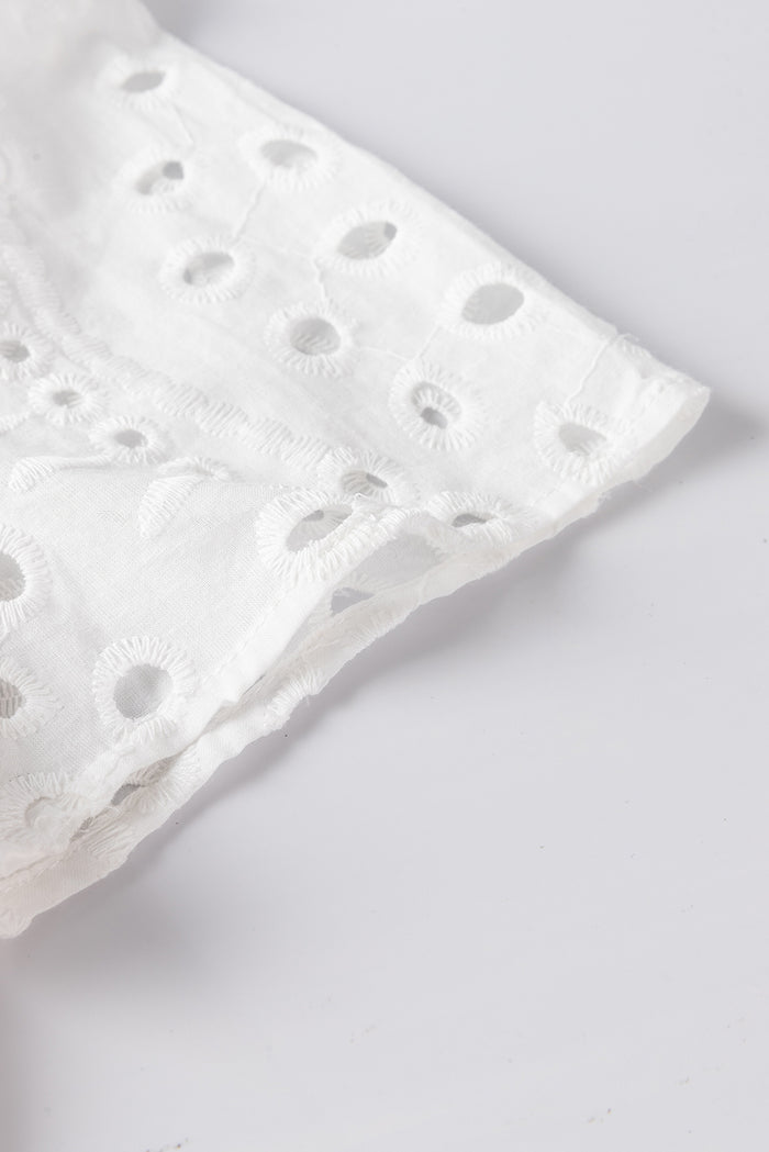 Chemisier blanc ajouré à broderie géométrique-A WOMAN WE LOVE