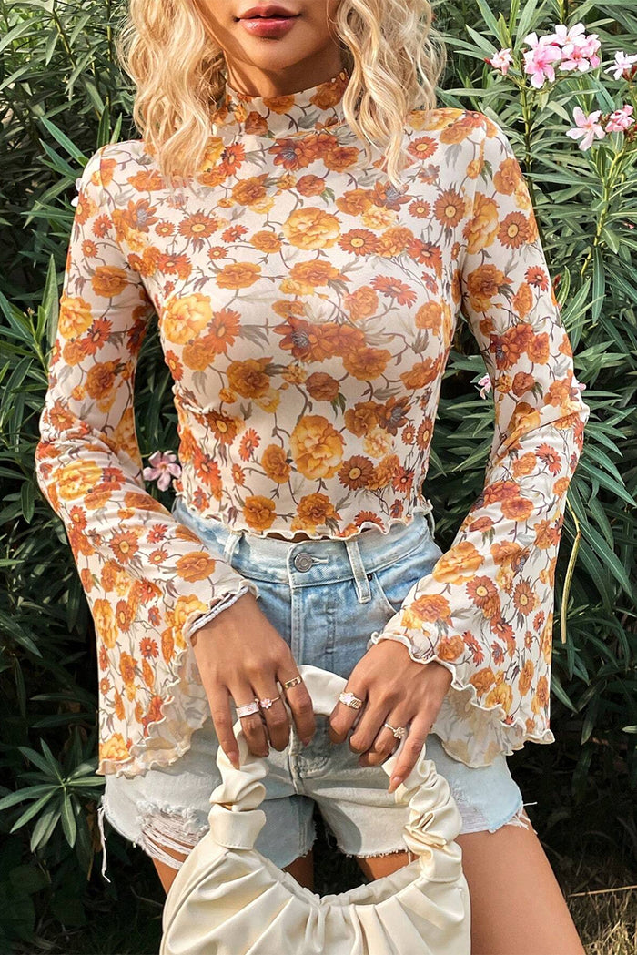 Chemisier orange à imprimé floral et manches cloche, col montant, bordure festonnée-A WOMAN WE LOVE
