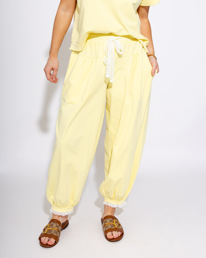 Effortless Elevated Set in Butter Yellow