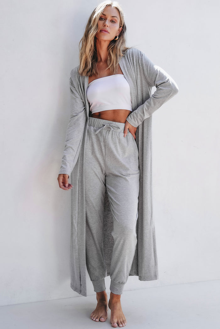Ensemble de salon avec cardigan long fendu et pantalon slim gris clair-A WOMAN WE LOVE
