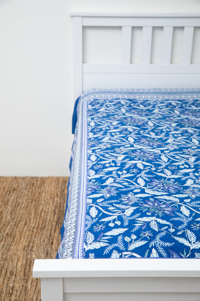 Hand printed India tapestry in blue garden