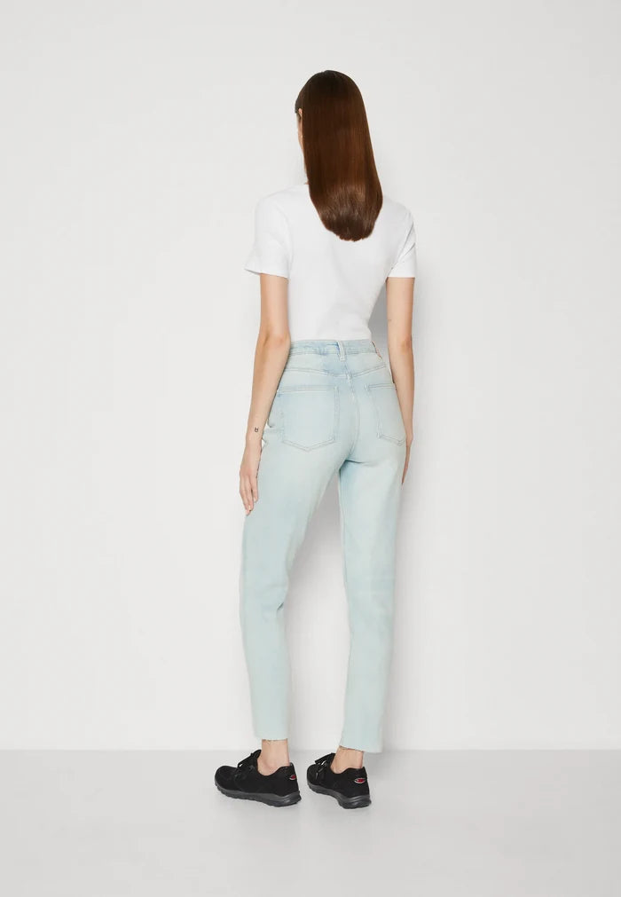 High Five High Rise Slim Jeans