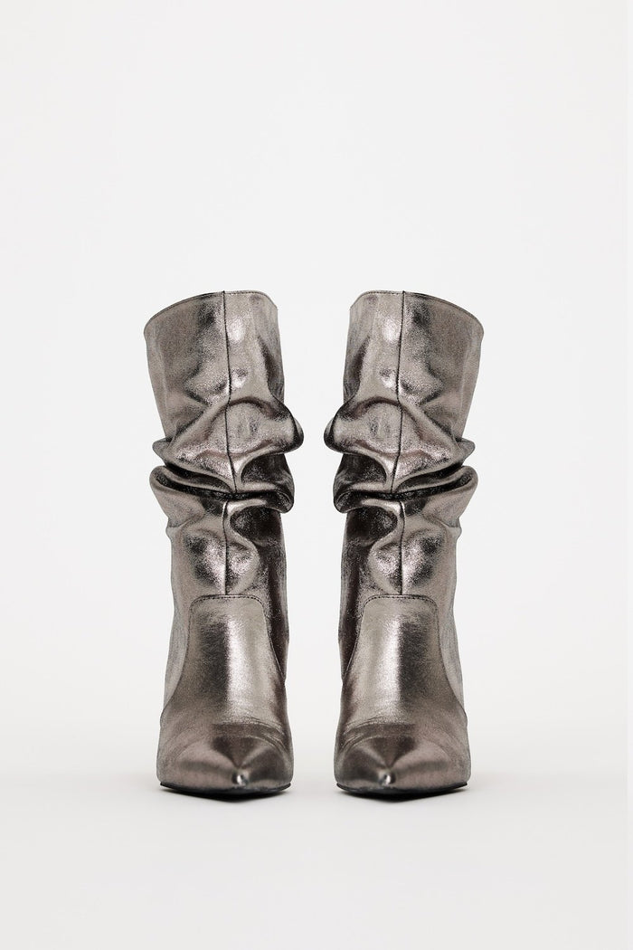 ACLER ONLINE AU JULESTOWN BOOT