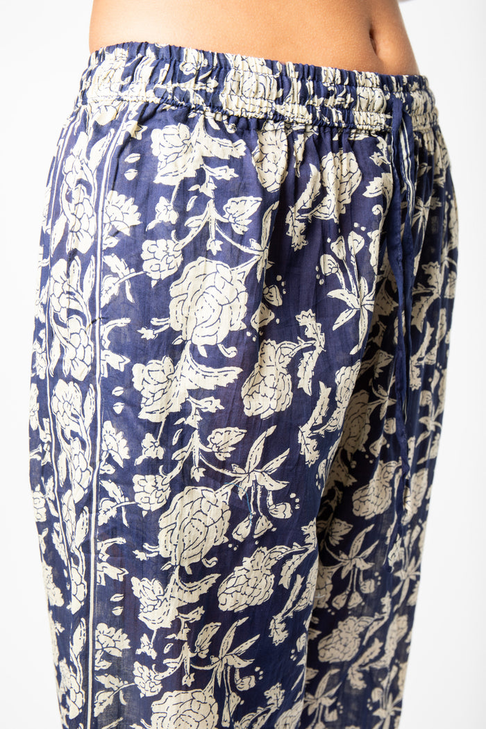 Colette is wearing Block Print Capri Pants in Navy