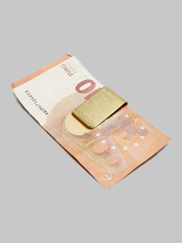 Kobashi Studio Money Clip stylish use