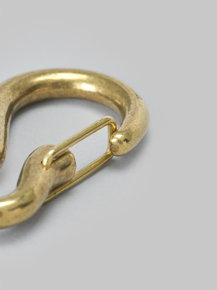 Kobashi Studio Karabiner 8 solid brass closeup