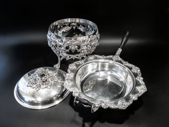 Large Silver Plate Covered Chafing Dish Stand EG Webster Dining & Serving