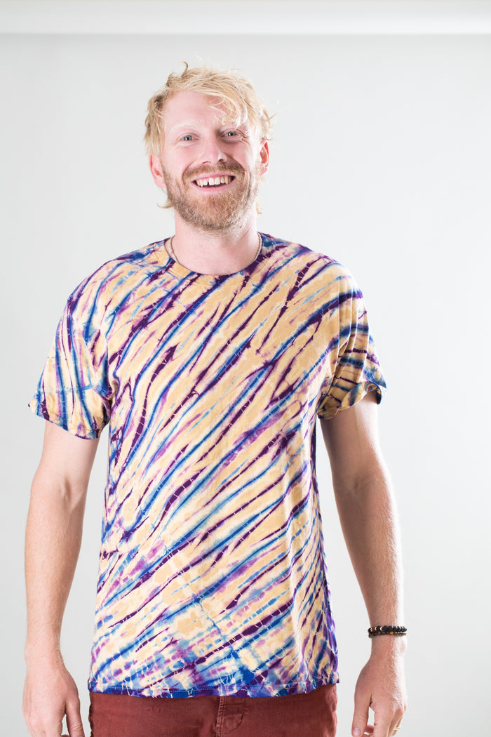Lightning Tie Dye T-Shirt in Black with Gold and Jade