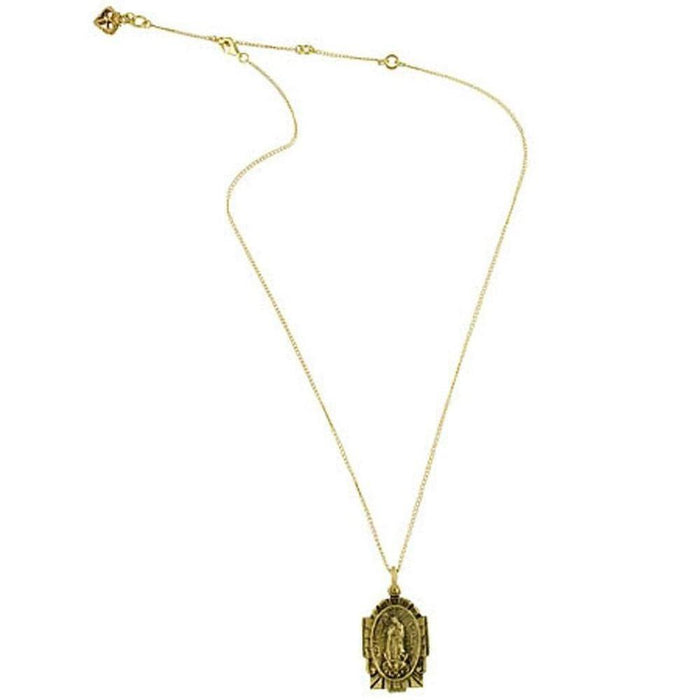 Gold chain necklace featuring an antique-style medal pendant.