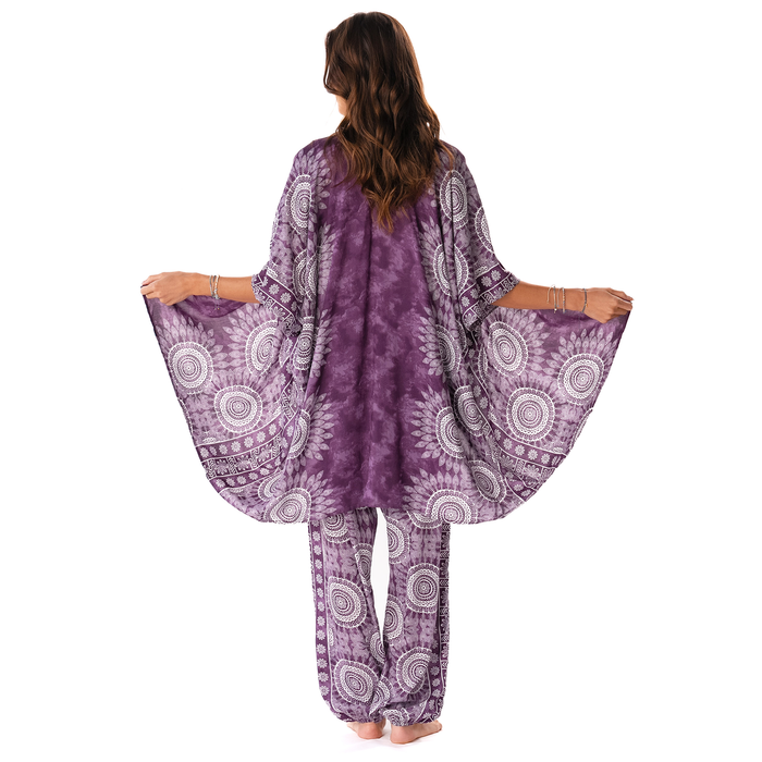 Madeira Kimono, back with arms spread