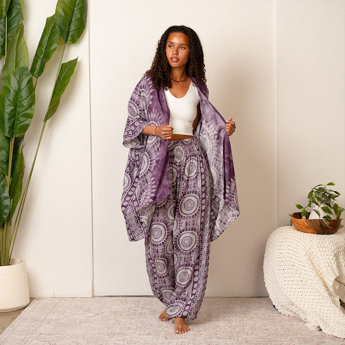 Madeira Lounge Set, worn in a lounge