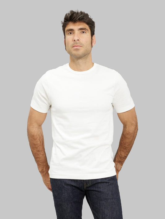 Merz Schwanen 1950s Loopwheeled Classic Fit TShirt white model front fit