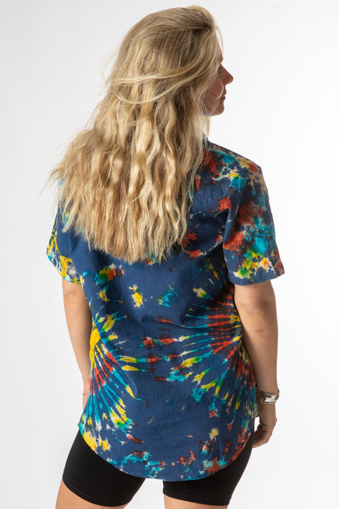 Sophie is wearing size Small Tie Dye Button Up Shirt in Blue