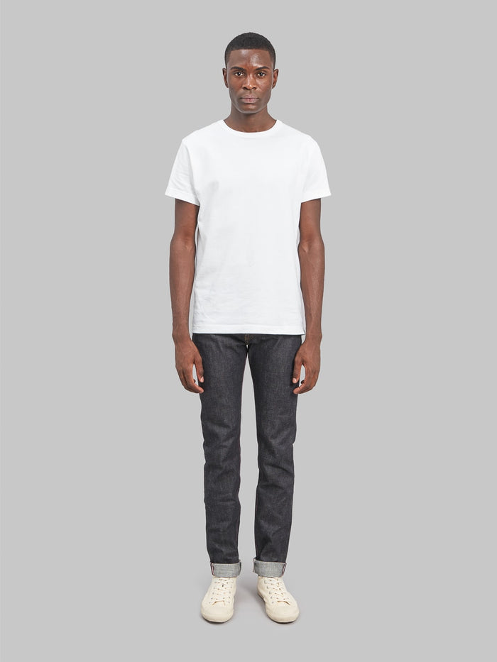 Momotaro 0306 V Tight Tapered Jeans model front fit