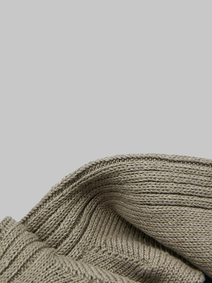 nishiguchi kutsushita linen ribbed socks beige soft texture