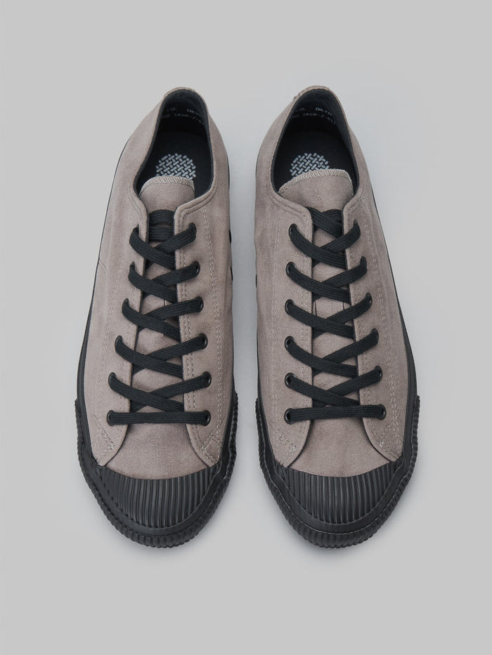 Pras shellcap low vegan sneakers suede grey black craftsmanship