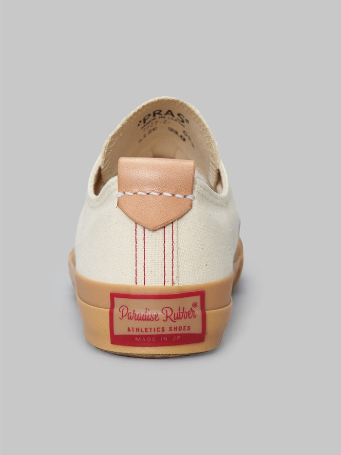 pras sellcap low leather pull strap kinari gum sneakers back look