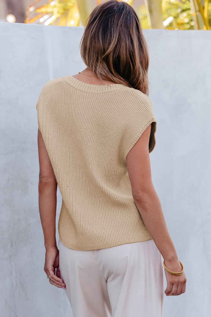 Pull côtelé à manches courtes et poche poitrine abricot