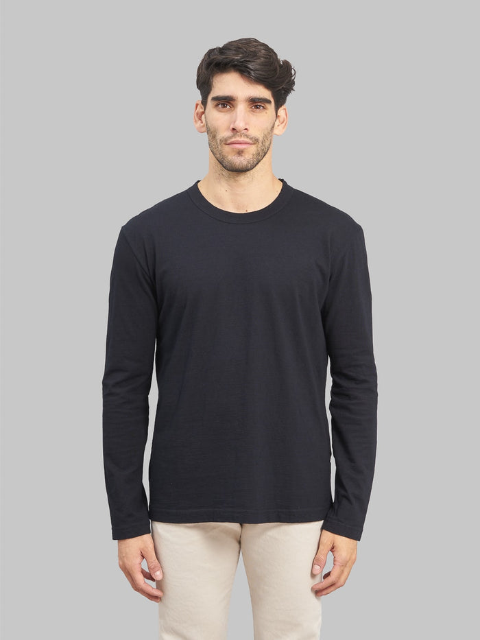 pure blue japan black tshirt model front fit