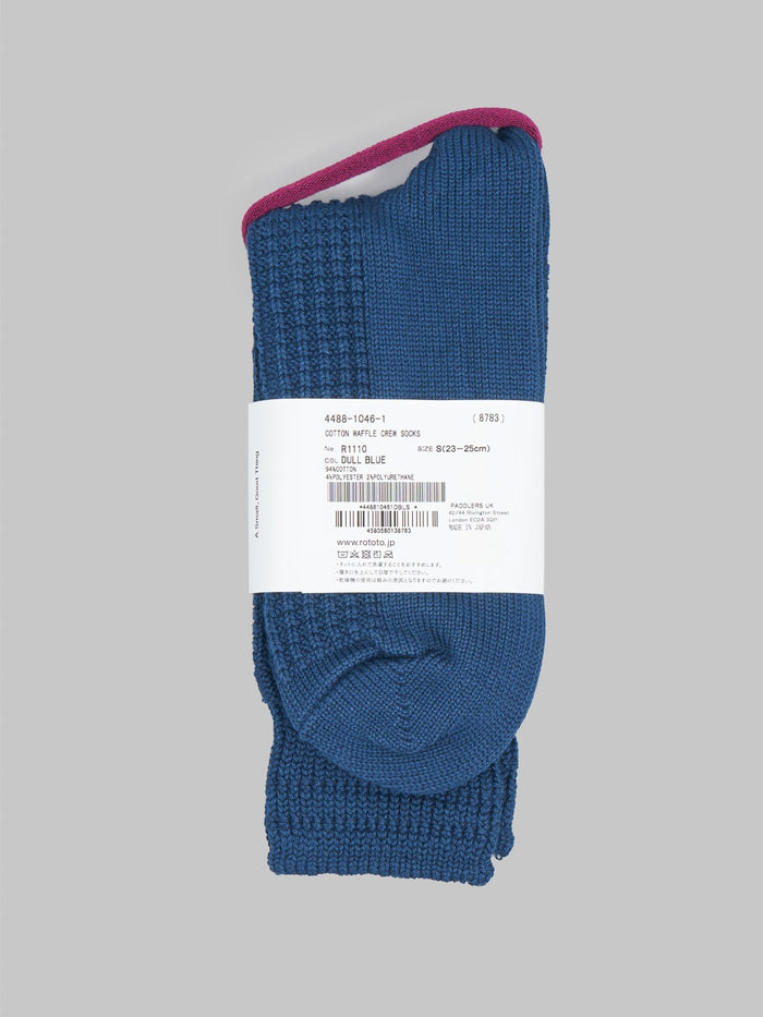 rototo cotton waffle crew socks blue label detail