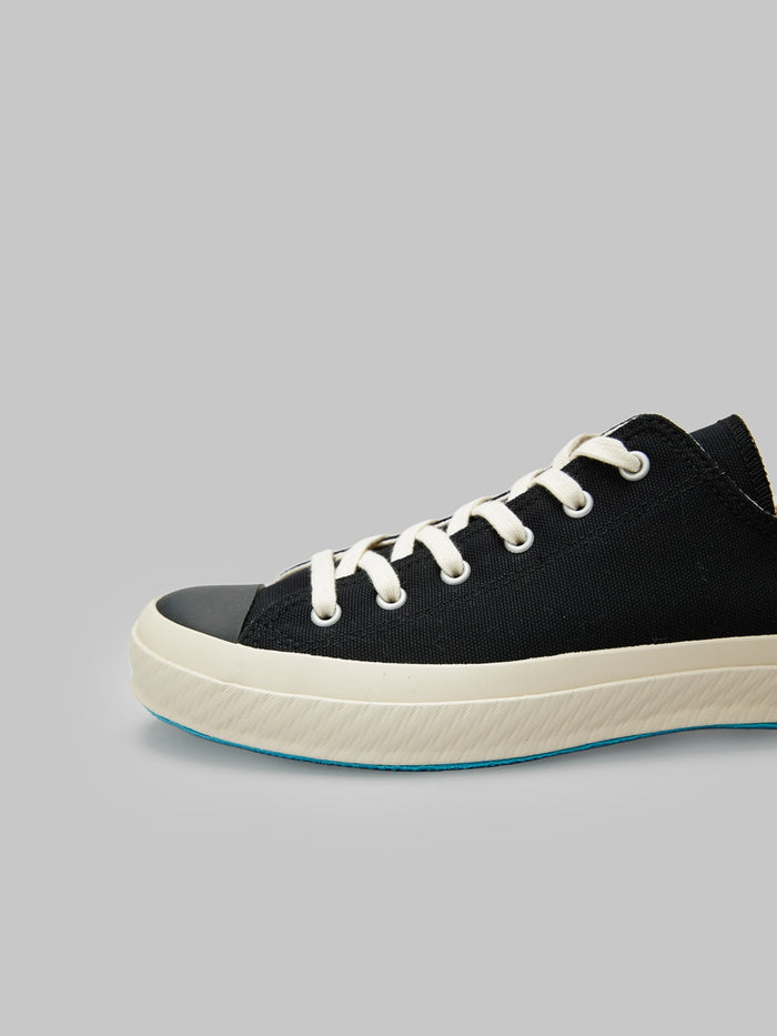 Shoes like pottery low sneaker black rubber sole