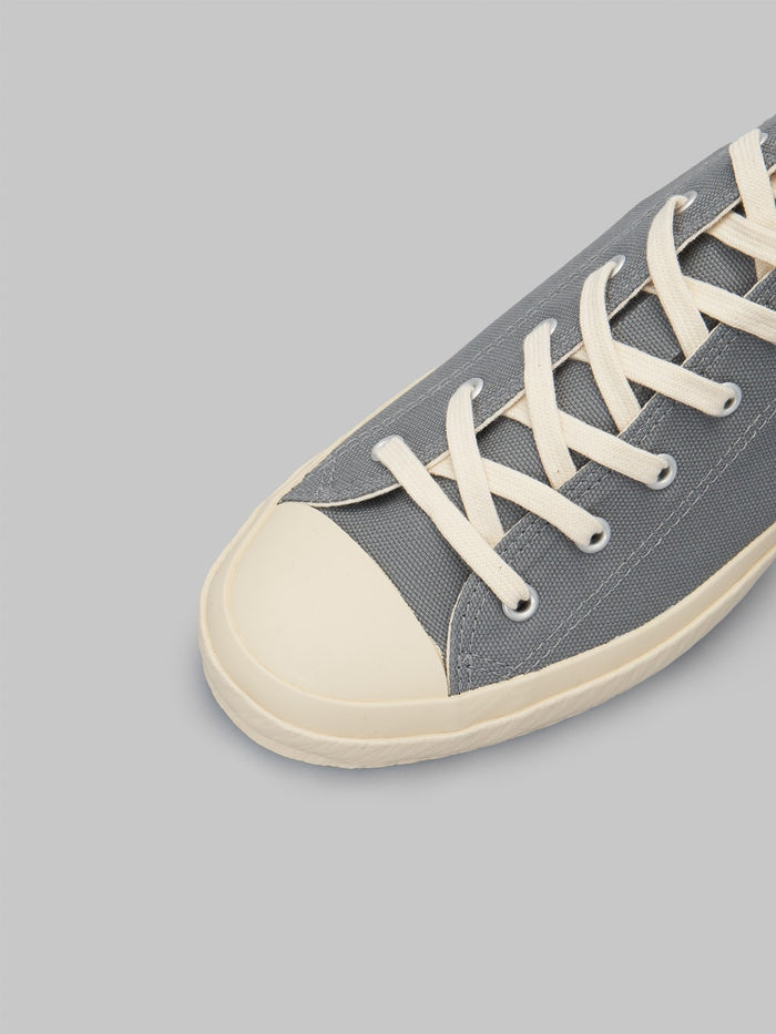 Shoes like pottery low grey sneakers reinforced toe