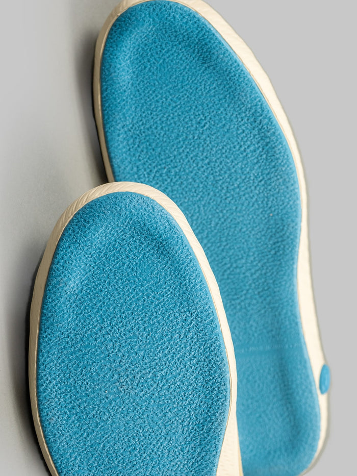 Shoes like pottery low white sneakers rubber soles