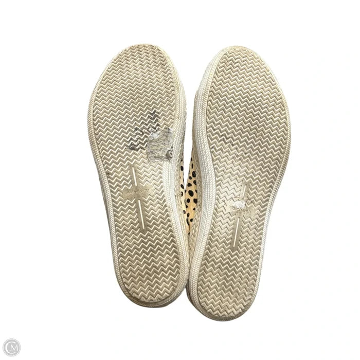 Shoes Sneakers By Dolce Vita In Animal Print, Size: 8