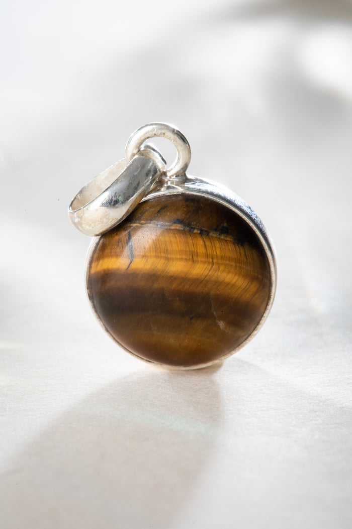 tiger eye sterling silver gemstone pendant