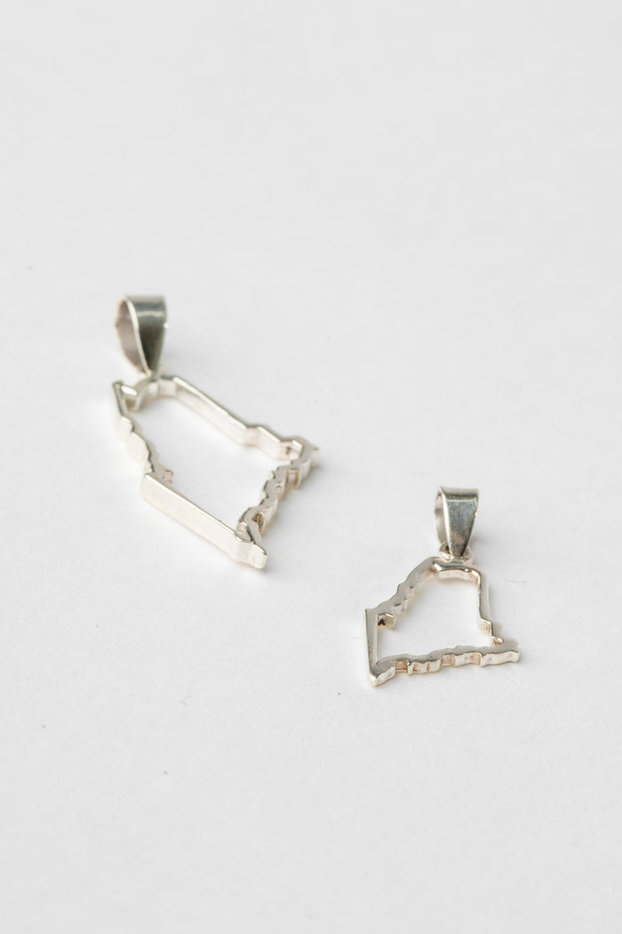 State Of Maine Outline Pendant