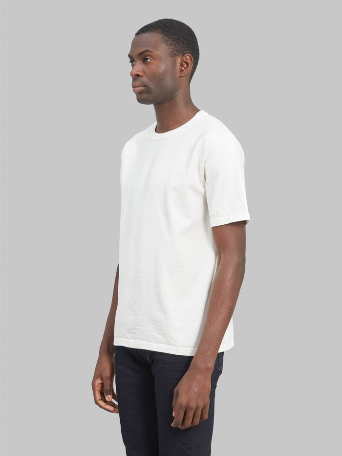 Studio. DArtisan 9913 Loopwheel TShirt White model side fit