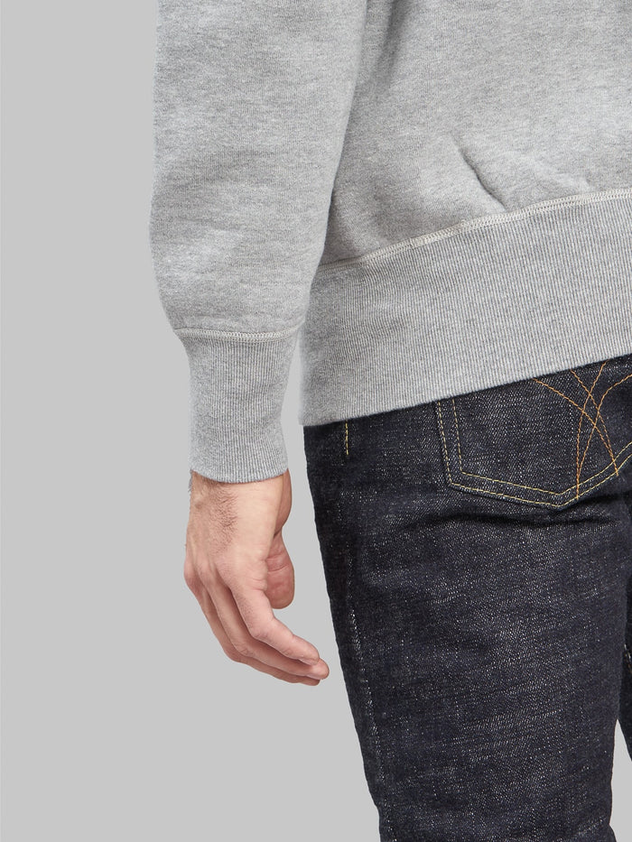 The Strike Gold Loopwheeled Sweatshirt grey elastic cuff