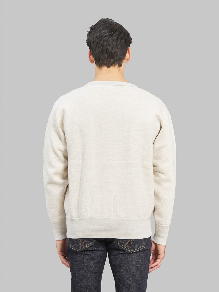 The Strike Gold Loopwheeled Sweatshirt oat model back fit