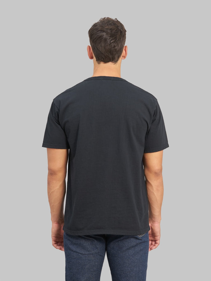 the strike gold loopwheel tshirt black model back fit