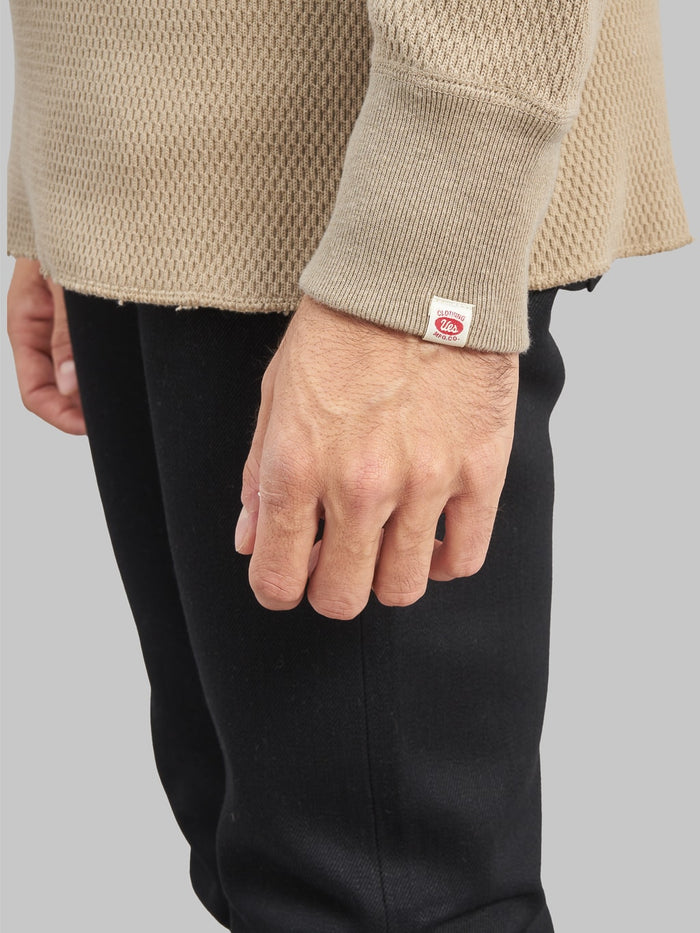 UES Double Honeycomb Thermal TShirt beige sleeve