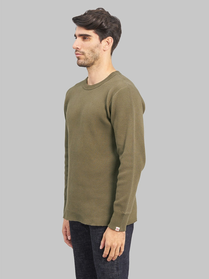 UES Double Honeycomb Thermal TShirt Brown  model side fit