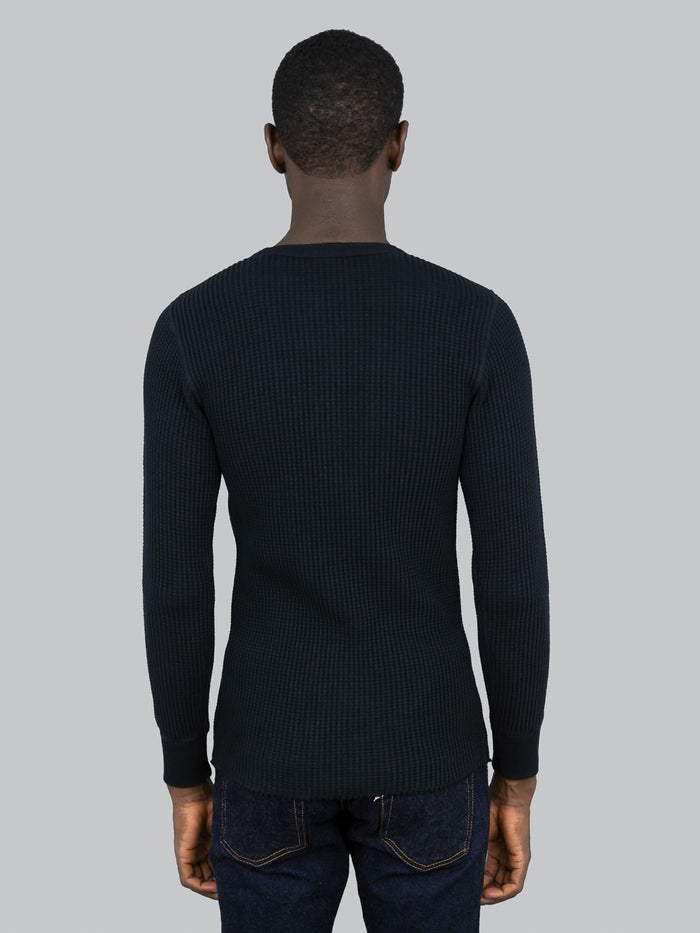 UES Thermal Big Waffle Henley TShirt Black model back fit